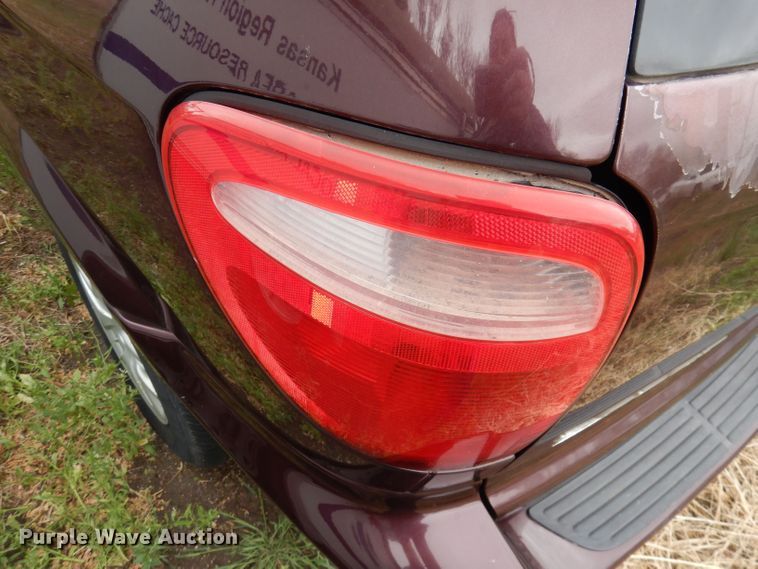 image for item KM9523 2003 Dodge Caravan Sport  SUV