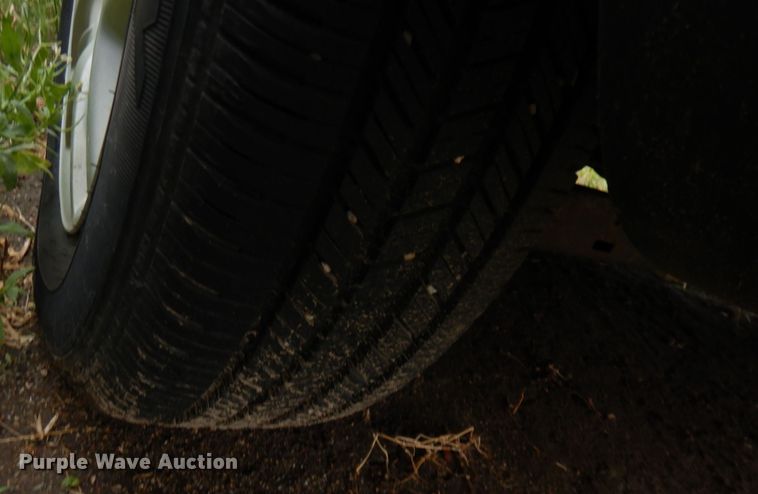 image for item KM9523 2003 Dodge Caravan Sport  SUV