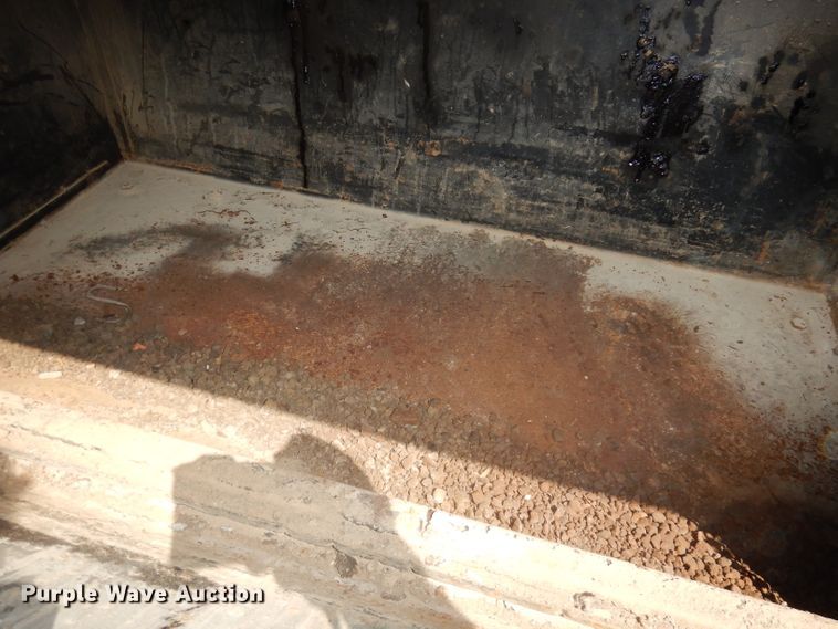 image for item KM9593 2009 Sterling LT8500  dump truck