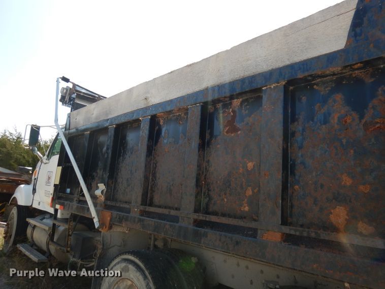 image for item KM9593 2009 Sterling LT8500  dump truck