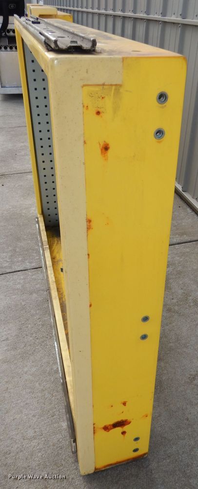 image for item KM9616 (2) tool cabinets