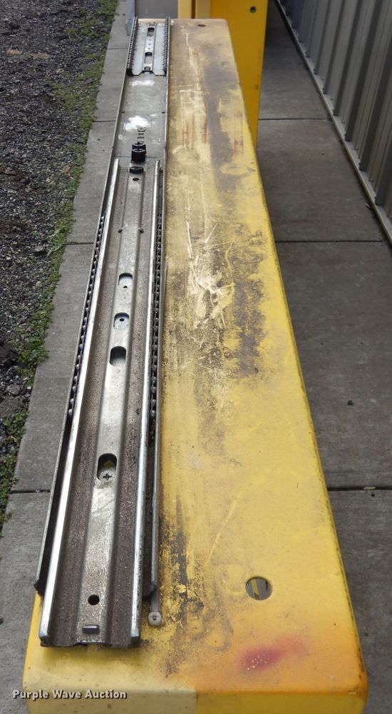 image for item KM9616 (2) tool cabinets