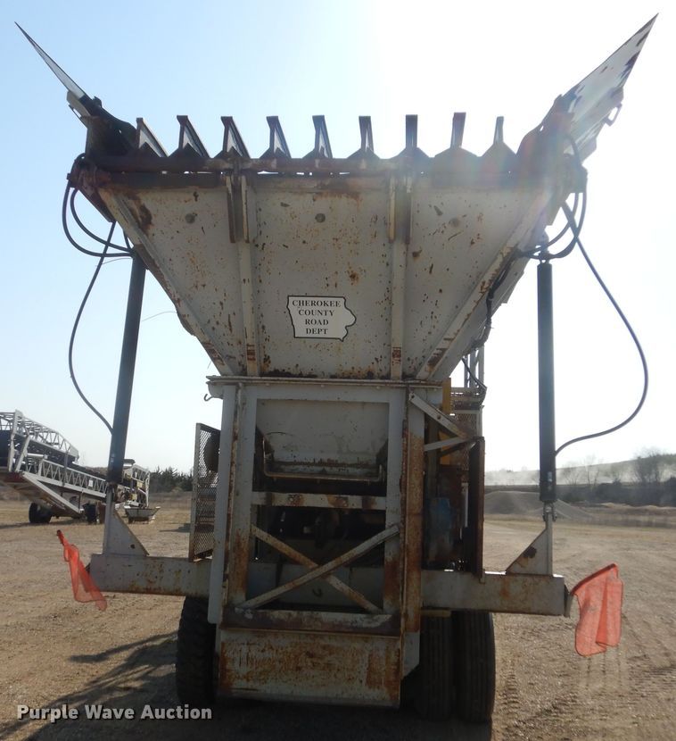 image for item KT9021 1957 Cedarapids 1036  crusher