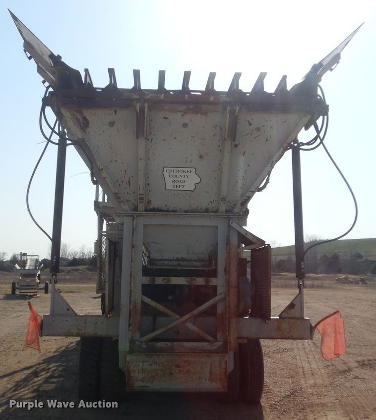 image for item KT9021 1957 Cedarapids 1036  crusher