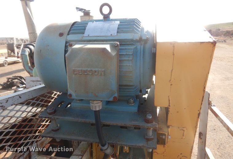 image for item KT9021 1957 Cedarapids 1036  crusher