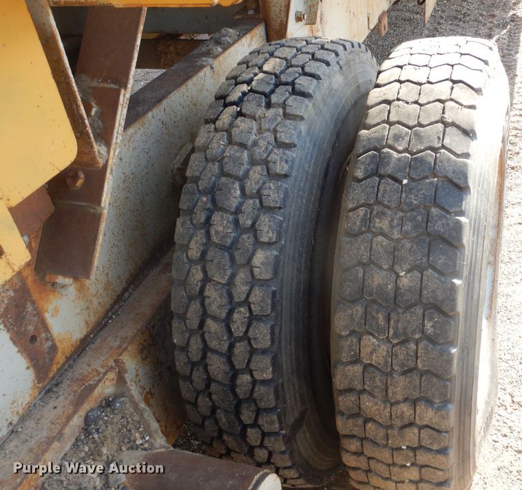 image for item KT9021 1957 Cedarapids 1036  crusher