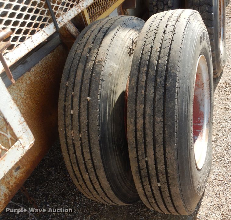 image for item KT9021 1957 Cedarapids 1036  crusher