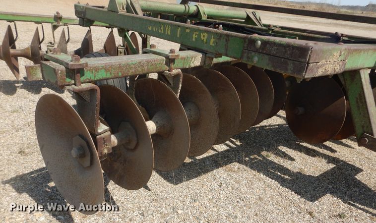 image for item KT9027 John Deere  offset disk
