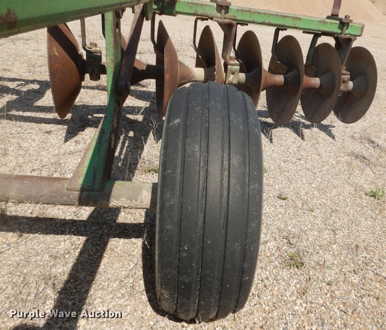 image for item KT9027 John Deere  offset disk