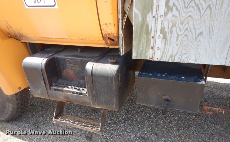 image for item KT9028 1981 Chevrolet Kodiak  flatbed truck