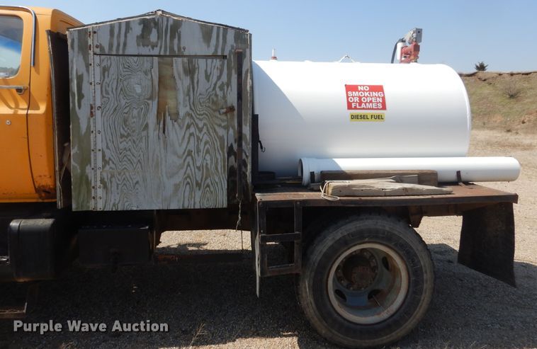 image for item KT9028 1981 Chevrolet Kodiak  flatbed truck