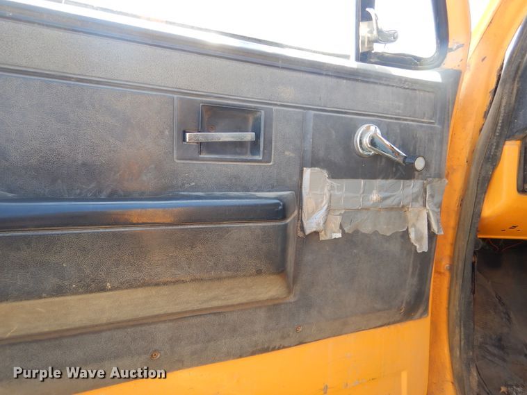 image for item KT9028 1981 Chevrolet Kodiak  flatbed truck