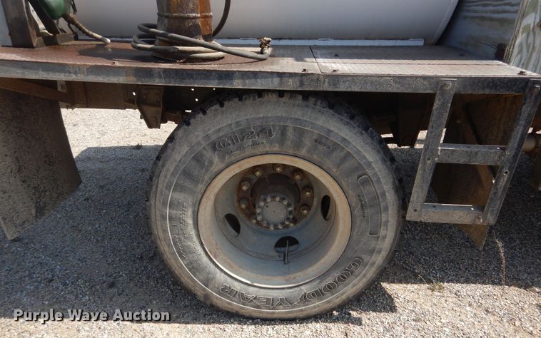 image for item KT9028 1981 Chevrolet Kodiak  flatbed truck