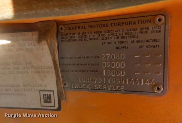 image for item KT9028 1981 Chevrolet Kodiak  flatbed truck