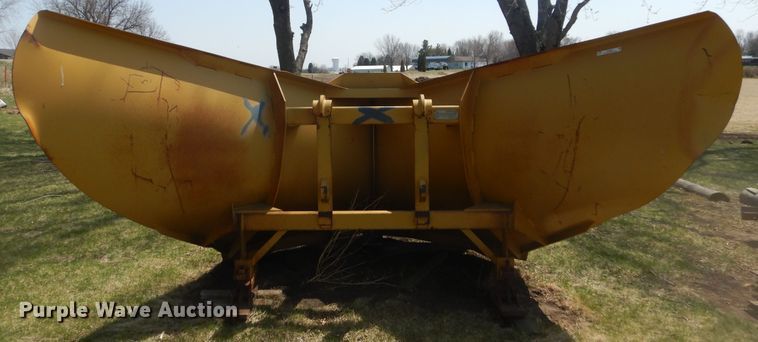 image for item KT9029 Balderson  146"W V-Plow