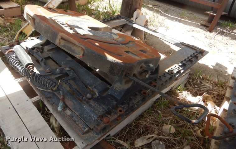 image for item KT9035 Fifth wheel hitch