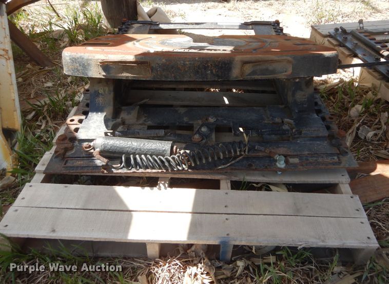 image for item KT9035 Fifth wheel hitch