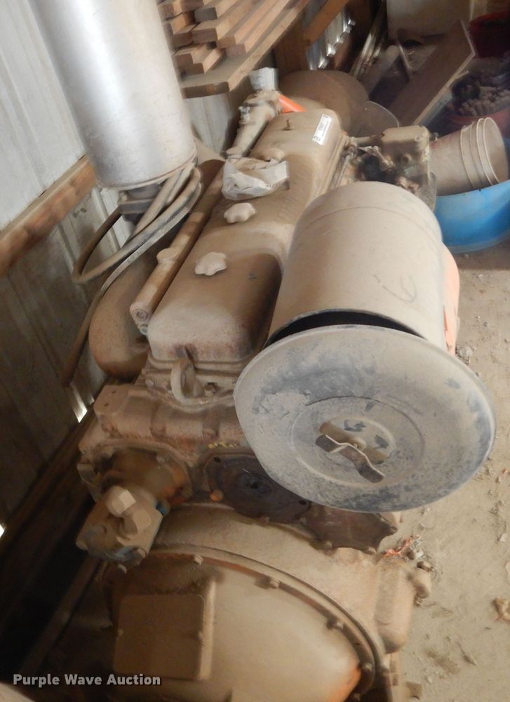 image for item KT9037 Detroit Diesel  six cylinder diesel engine