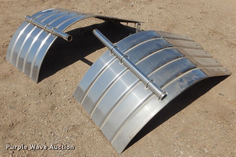 image for item KT9042 (2) fenders