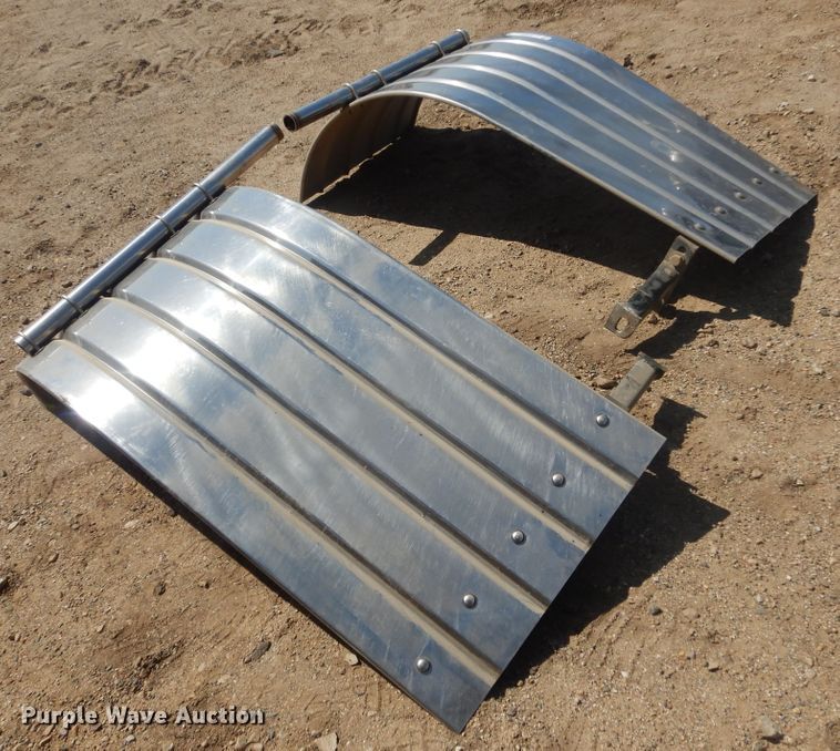 image for item KT9042 (2) fenders