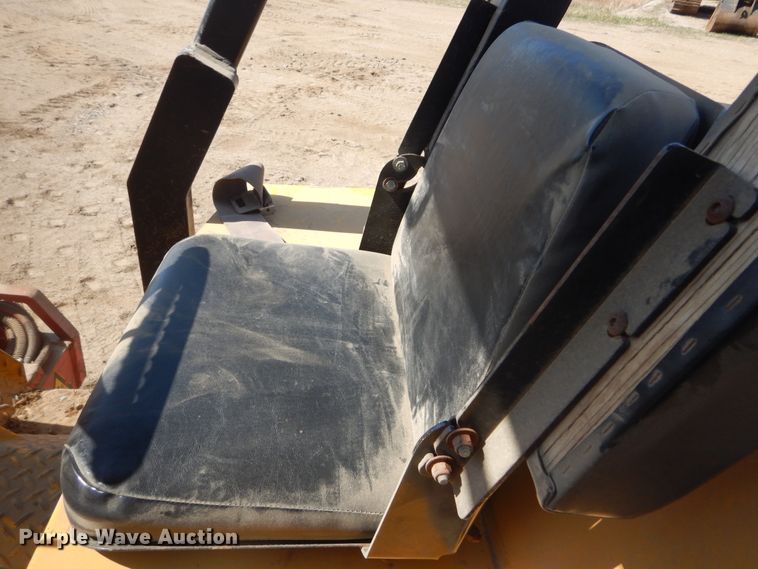 image for item KT9043 Dynapac CA12  single drum roller