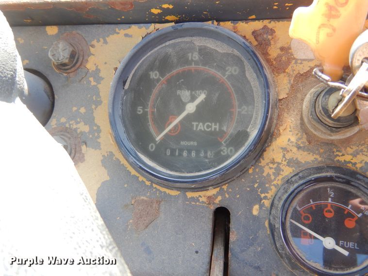 image for item KT9043 Dynapac CA12  single drum roller