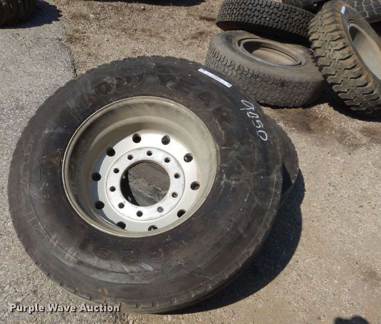 image for item KT9050 (2) 315/80R22.5 tires and wheels