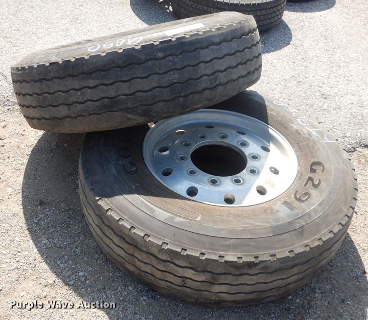 image for item KT9050 (2) 315/80R22.5 tires and wheels
