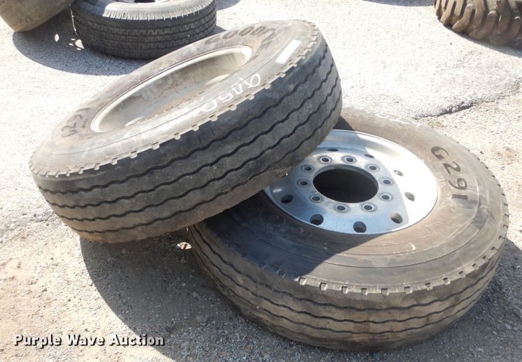 image for item KT9050 (2) 315/80R22.5 tires and wheels