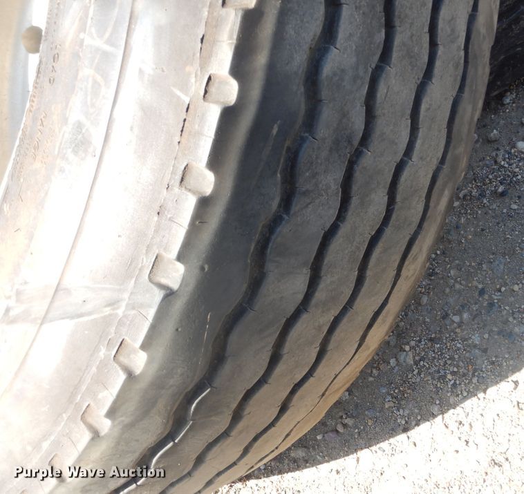 image for item KT9050 (2) 315/80R22.5 tires and wheels