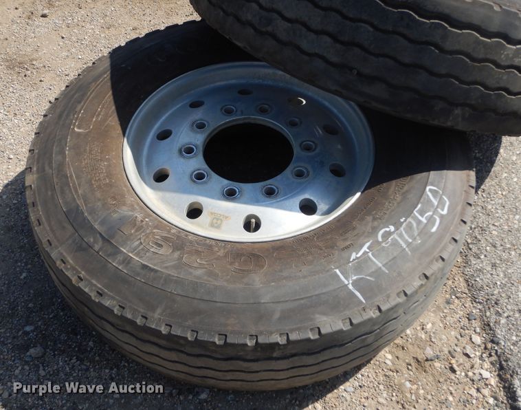 image for item KT9050 (2) 315/80R22.5 tires and wheels