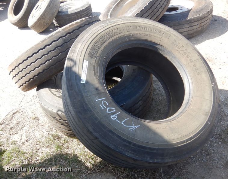 image for item KT9051 (3) tires