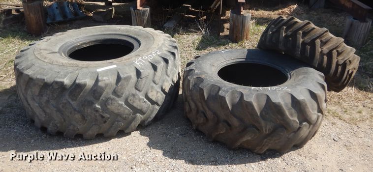 image for item KT9052 (3) tires