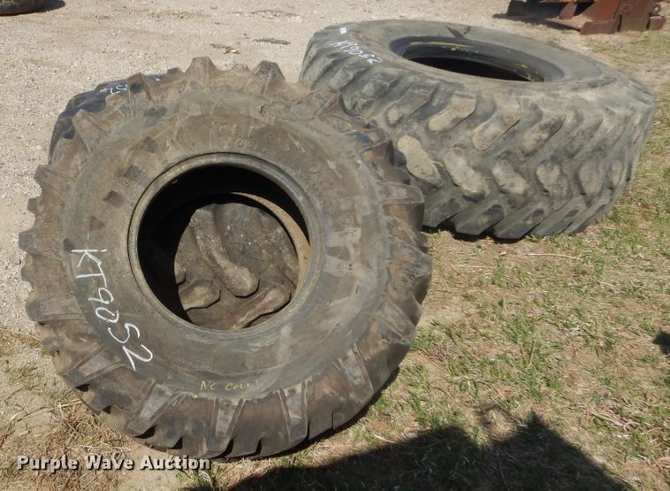image for item KT9052 (3) tires