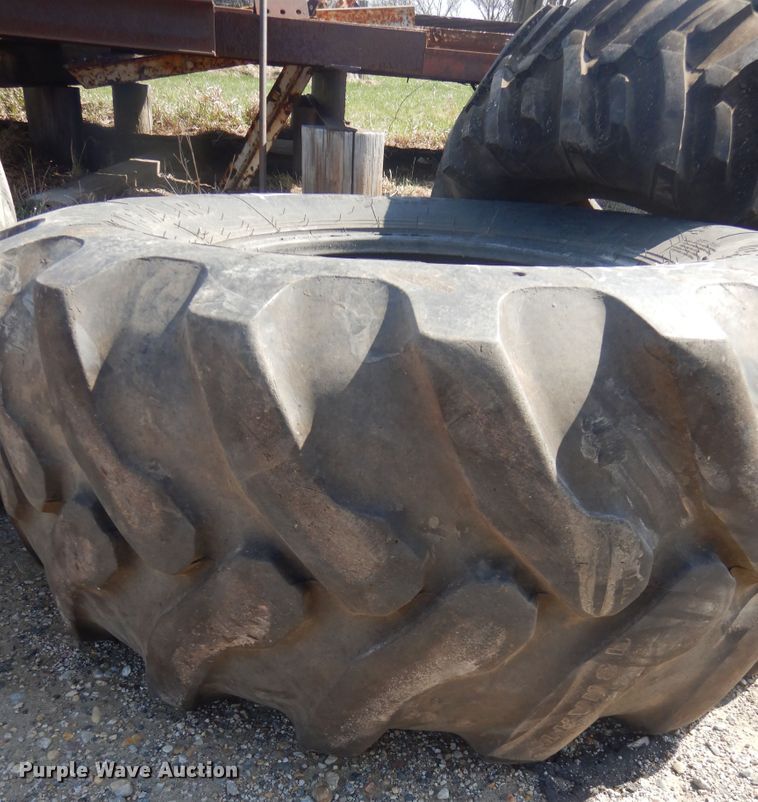 image for item KT9052 (3) tires