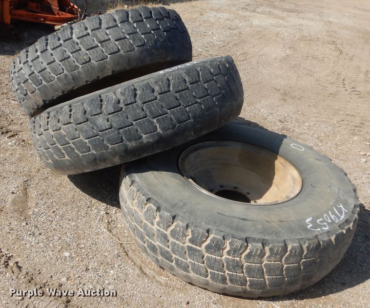 image for item KT9053 (3) 14.00R24  tires and wheels