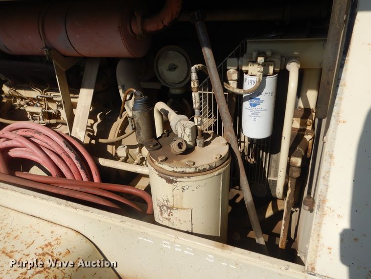 image for item KT9054 Ingersoll Rand 185  air compressor