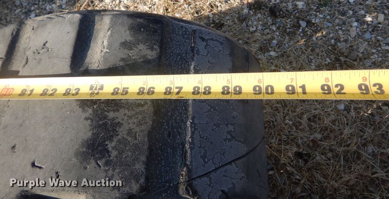 image for item KT9064 (2) Bridgestone 18"W tracks