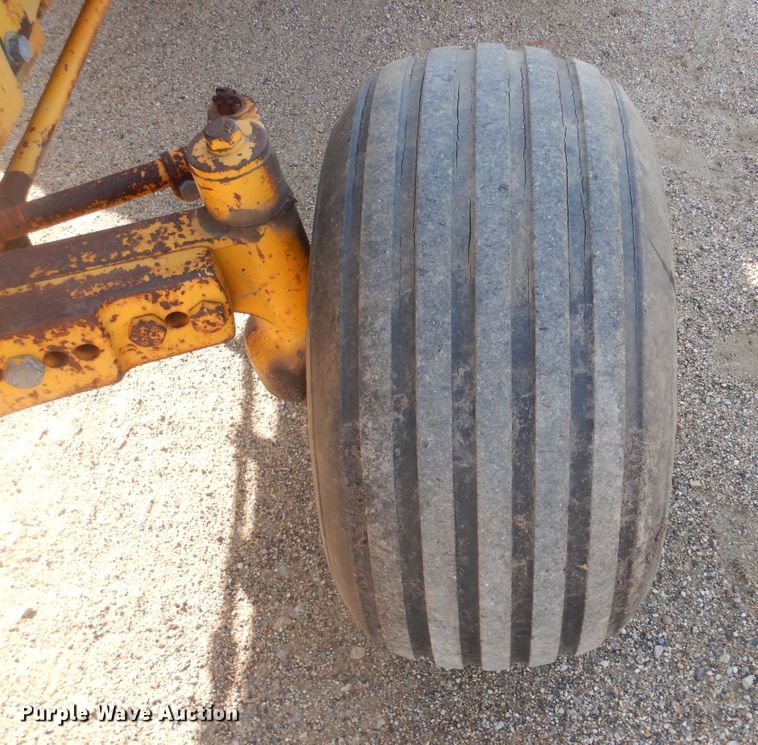 image for item KT9065 John Deere 301-A  tractor