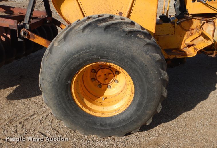 image for item KT9065 John Deere 301-A  tractor