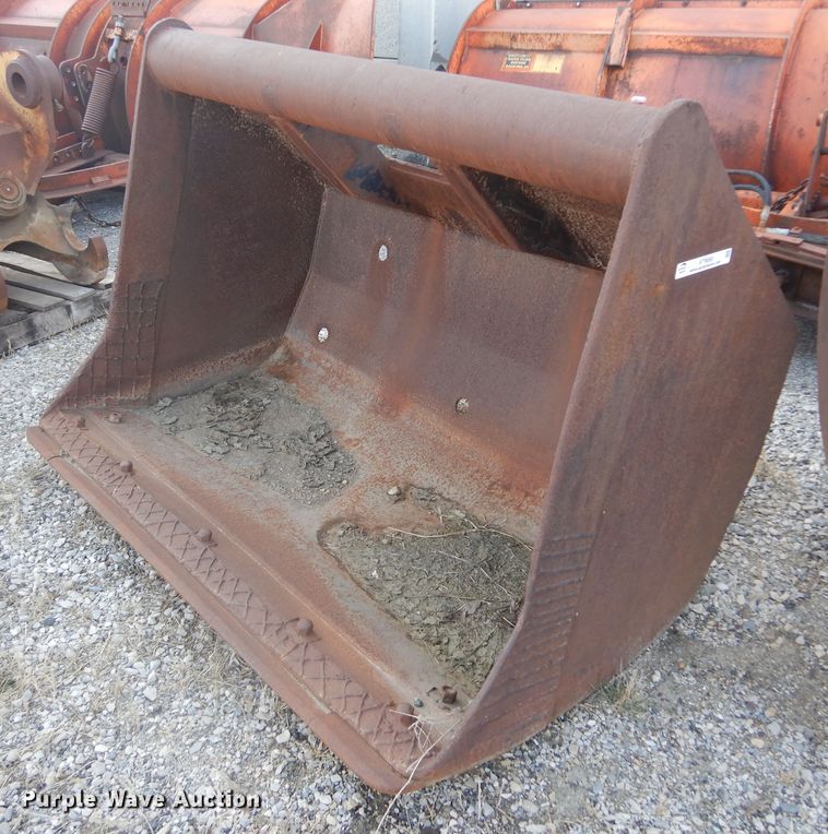 image for item KT9068 62" W bucket