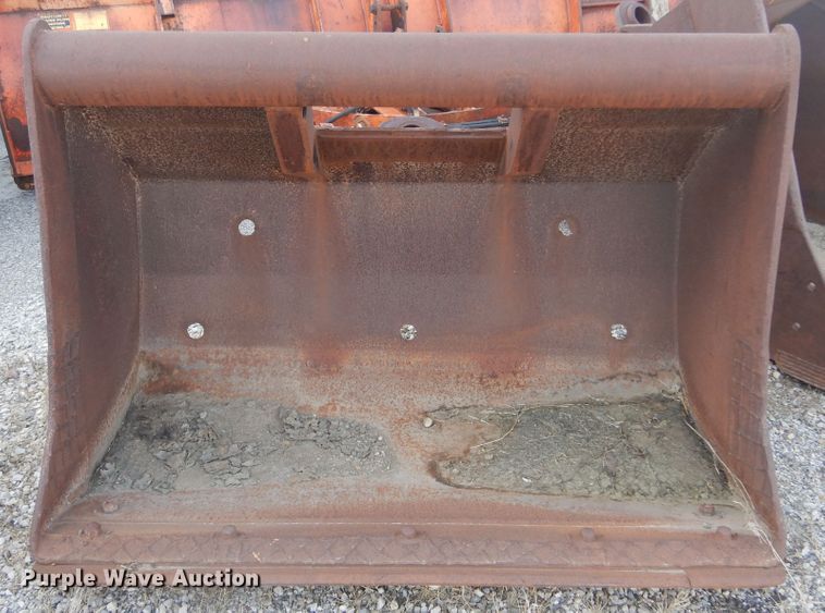 image for item KT9068 62" W bucket