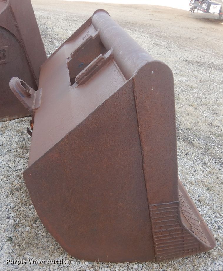 image for item KT9068 62" W bucket