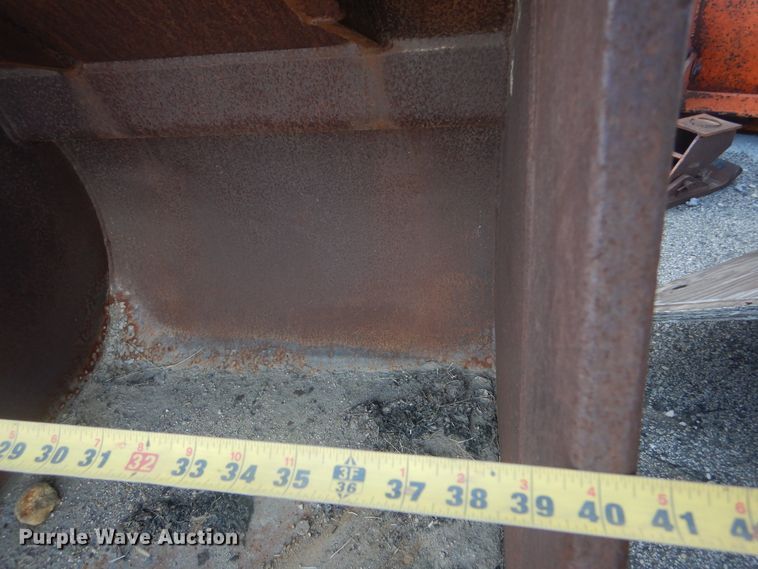 image for item KT9069 41" W bucket