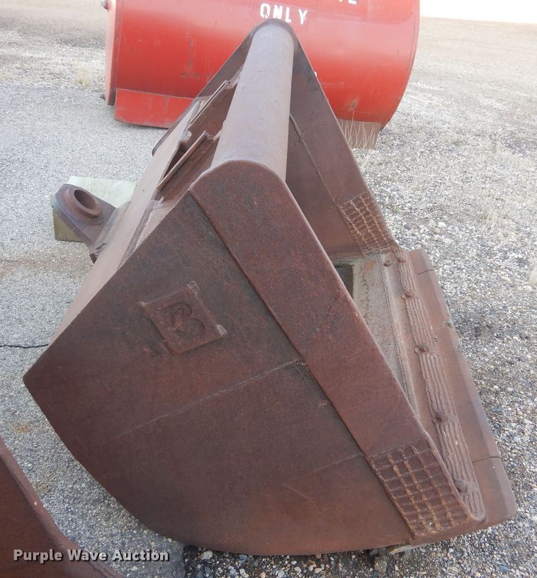 image for item KT9072 58" W bucket