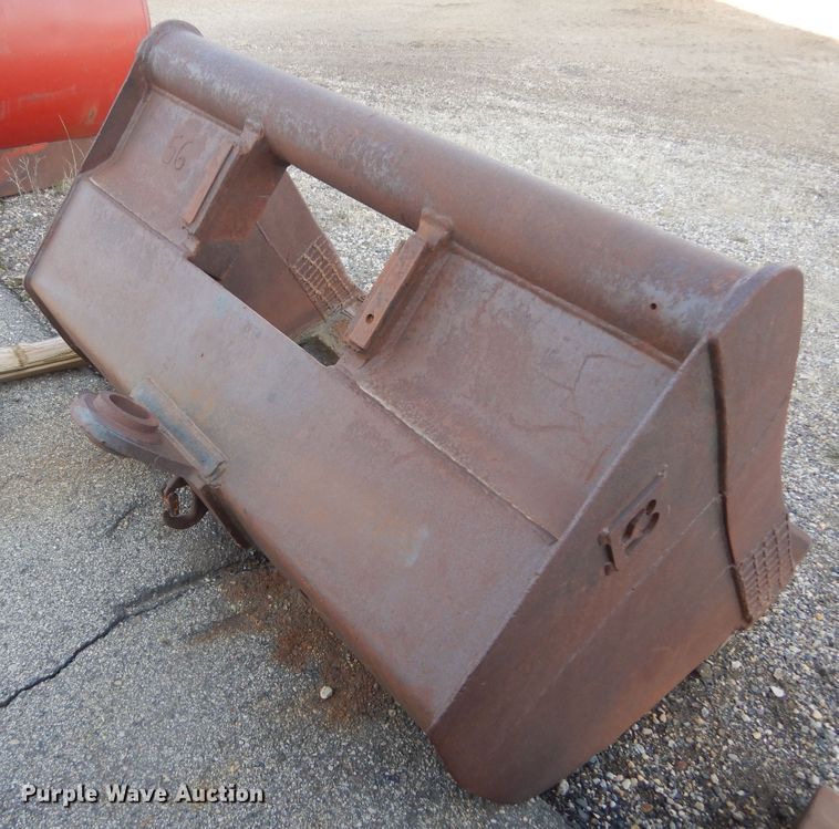 image for item KT9072 58" W bucket