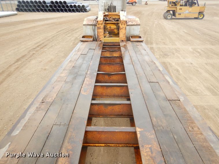 image for item KT9091 2000 Trail King TK-110-HDG  lowboy equipment trailer