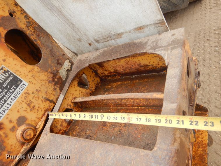 image for item KT9091 2000 Trail King TK-110-HDG  lowboy equipment trailer