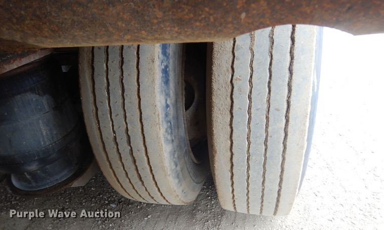 image for item KT9091 2000 Trail King TK-110-HDG  lowboy equipment trailer