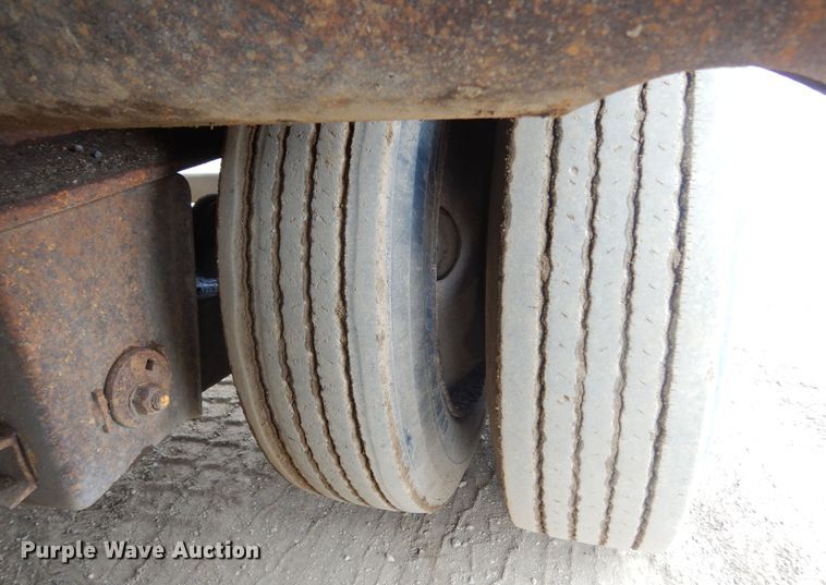 image for item KT9091 2000 Trail King TK-110-HDG  lowboy equipment trailer